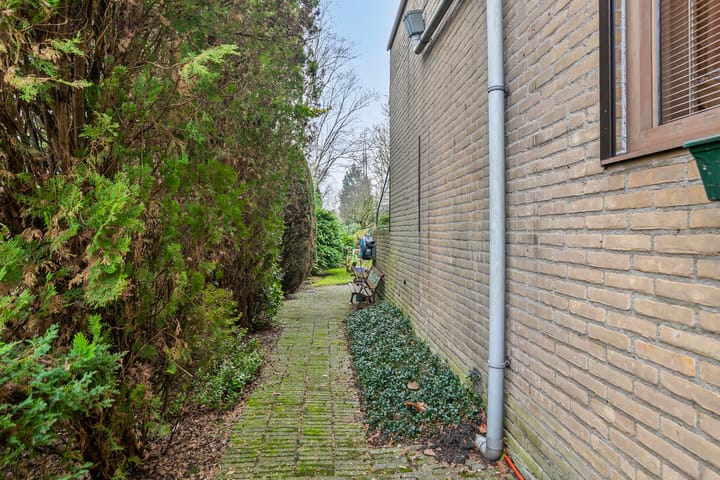 Photo 29 of Catsveld 97