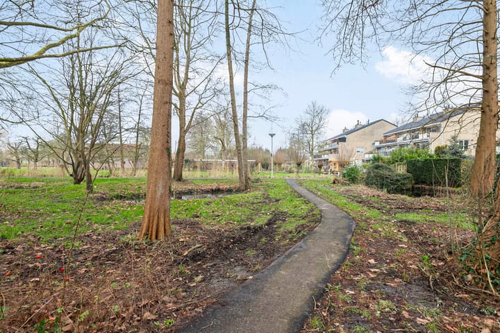 Photo 32 of Catsveld 97