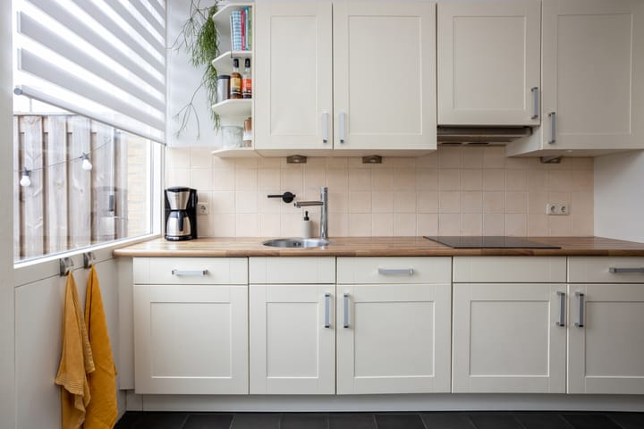 Photo 16 of Jan van Vuurenstraat 38