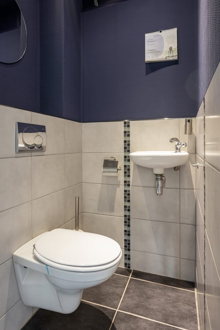 Photo 20 of Jan van Vuurenstraat 38