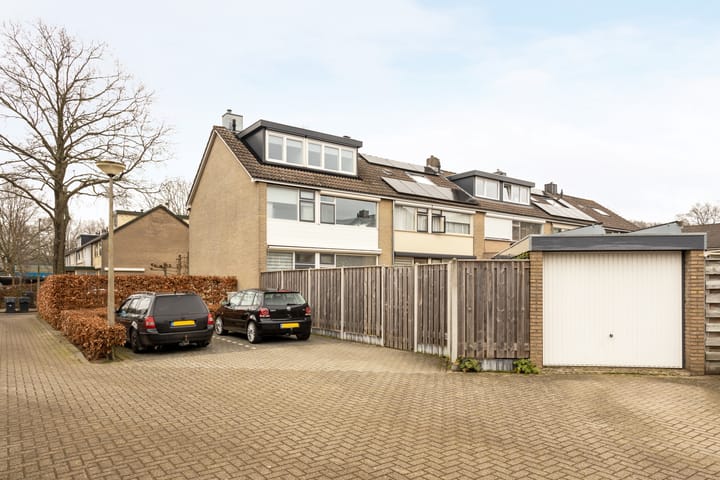 Photo 39 of Jan van Vuurenstraat 38