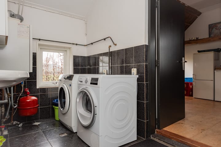 Foto 48 van Zuiderzeestraatweg 19