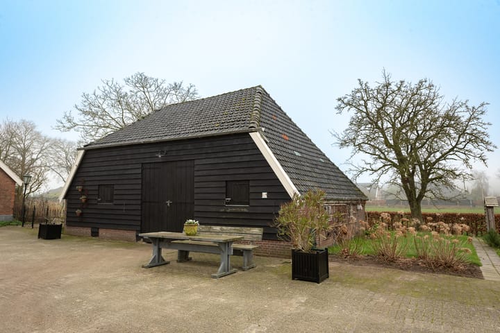 Foto 63 van Zuiderzeestraatweg 19