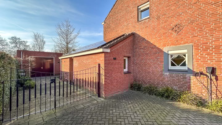 Foto 25 van Professor vd Veldenstraat 8