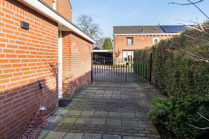 Foto 26 van Professor vd Veldenstraat 8