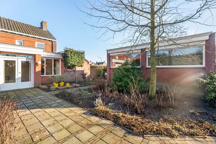 Foto 31 van Professor vd Veldenstraat 8