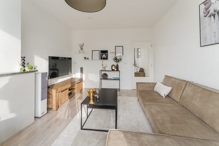 Foto 10 van Looplantsoen 46