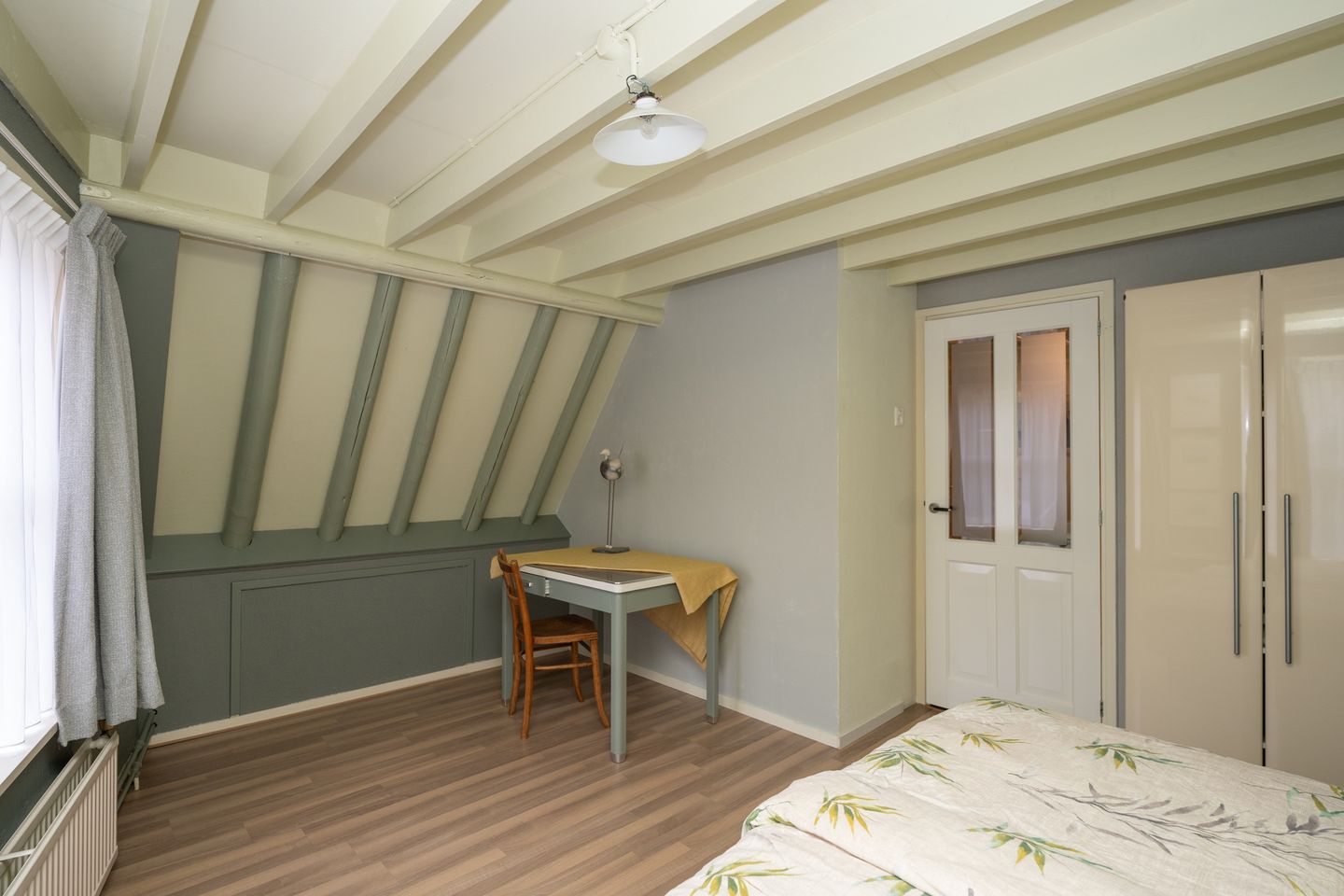 Foto 25 van Warmoesstraat 4