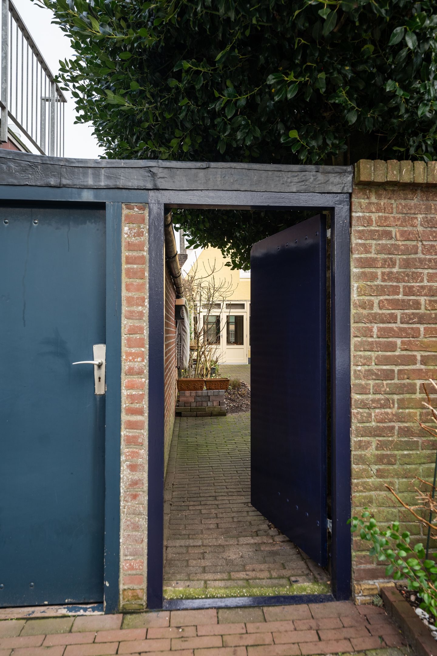 Foto 44 van Warmoesstraat 4