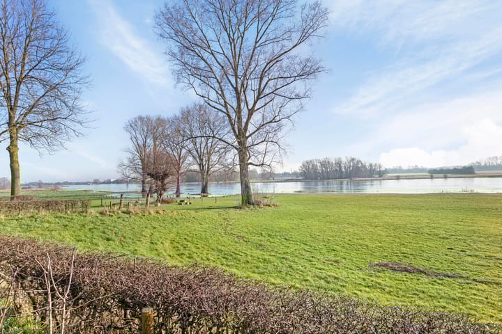 Photo 2 of IJsseldijk 61