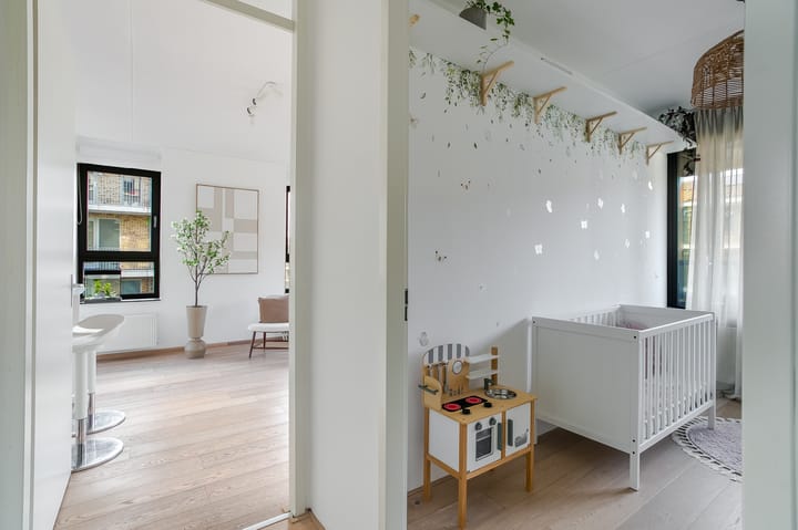 Foto 17 van Derkinderenstraat 166