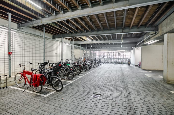 Foto 28 van Derkinderenstraat 166