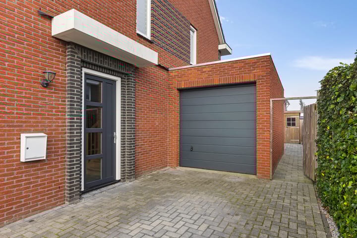 Foto 2 van Troubadour 2