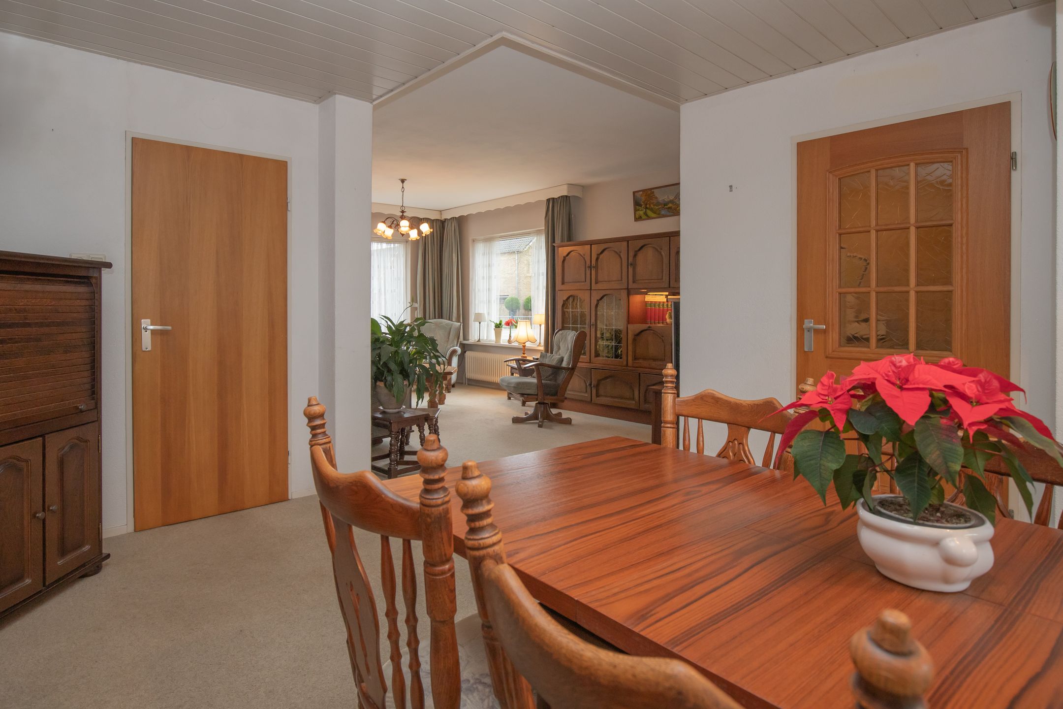 Foto 12 van Burgwal 44