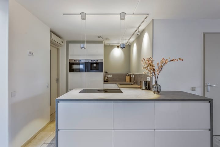 Foto 14 van John Erkensstraat 2