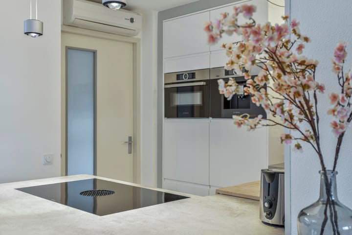 Foto 15 van John Erkensstraat 2