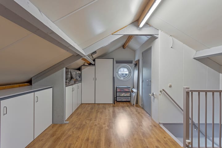 Foto 36 van John Erkensstraat 2