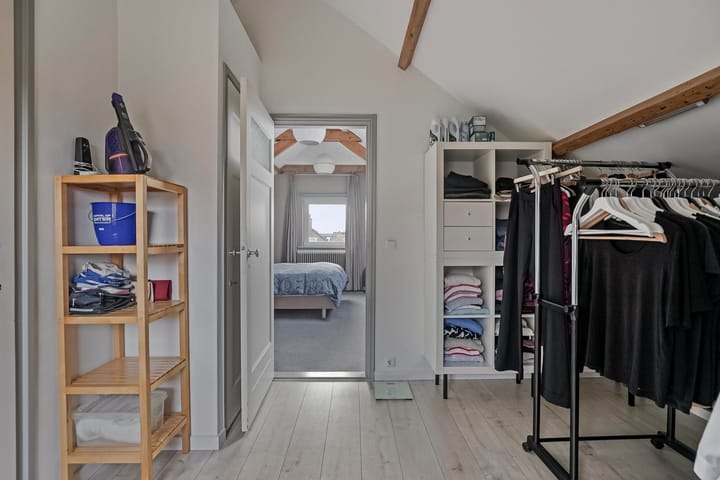 Foto 28 van Professor Schrijnenstraat 1