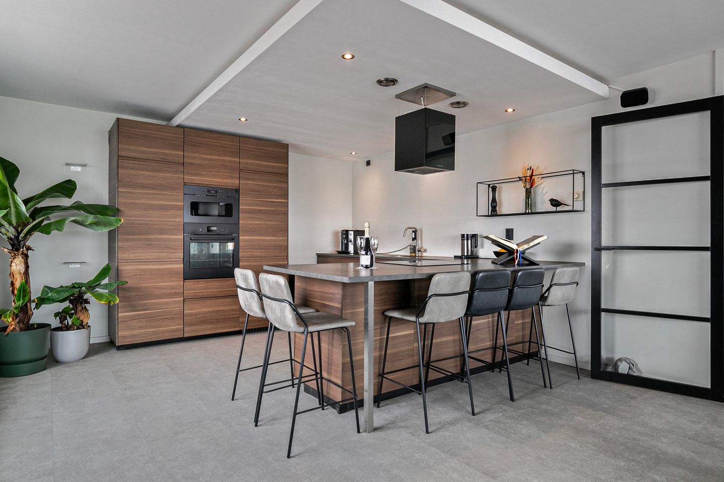 Foto 19 van Buitenbassinweg 316