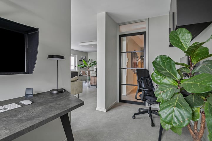 Foto 23 van Buitenbassinweg 316