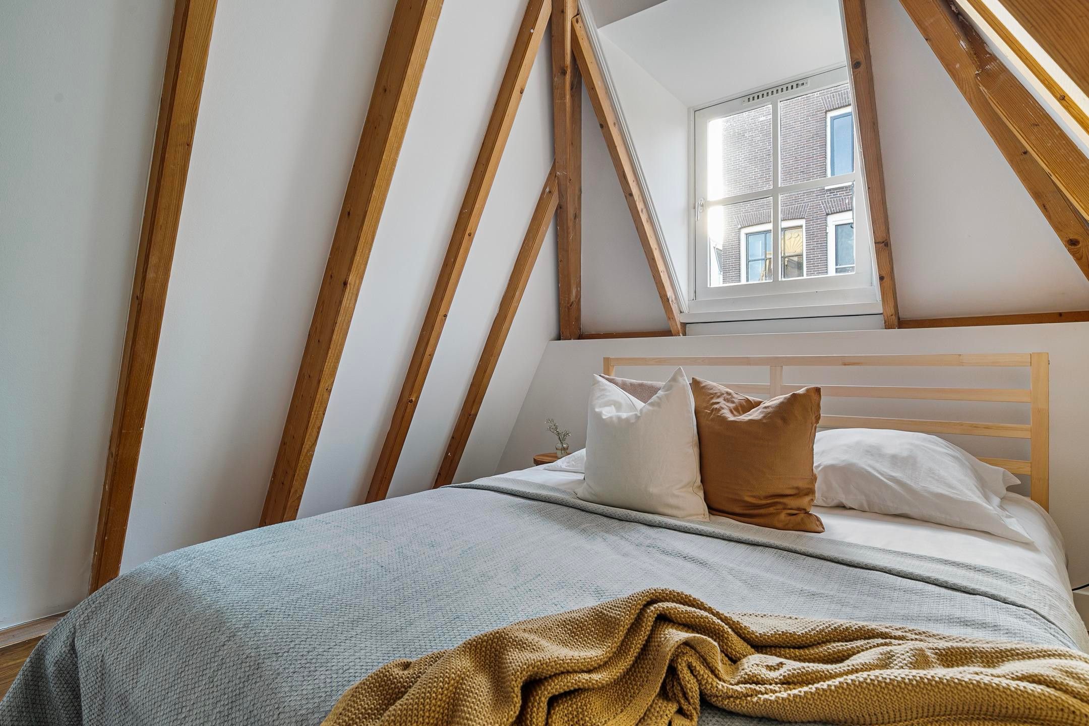 Foto 21 van Bloemstraat 36-K