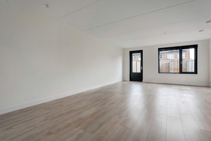 Foto 9 van Cedule 32