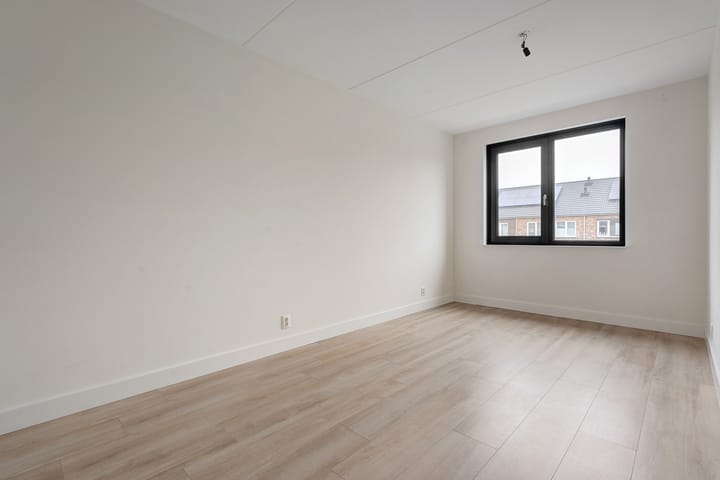 Foto 20 van Cedule 32