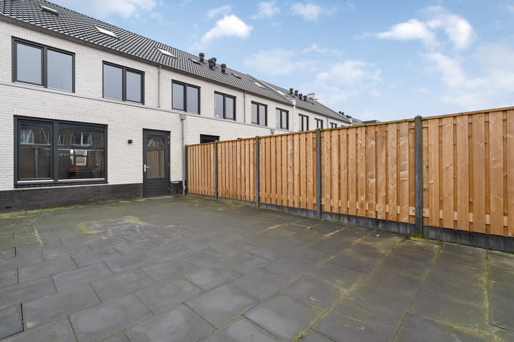 Foto 30 van Cedule 32