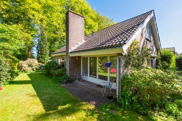 Bekijk foto van Bernard Zweerslaan 31