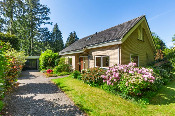 Foto 2 van Bernard Zweerslaan 31