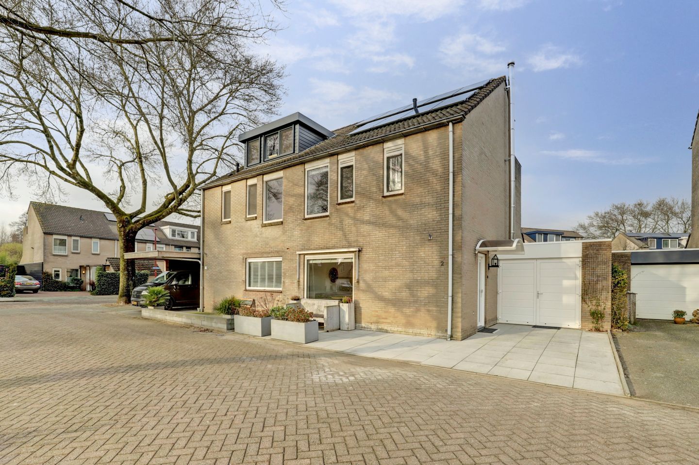 Foto 1 van Cellohof 2