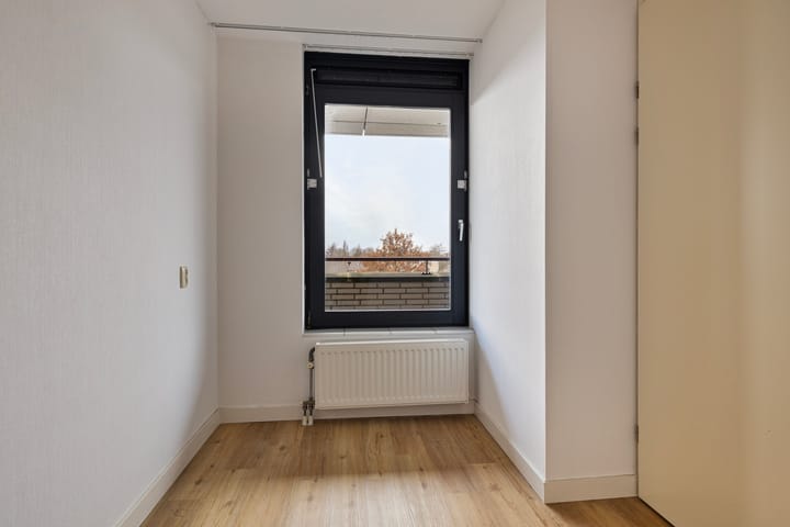 Foto 17 van Henriëtte Roland Holstlaan 85