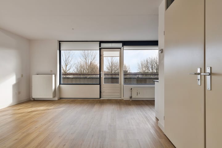 Foto 2 van Henriëtte Roland Holstlaan 85