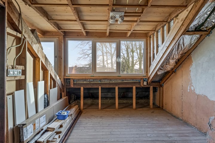 Foto 24 van Spoelsterstraat 8