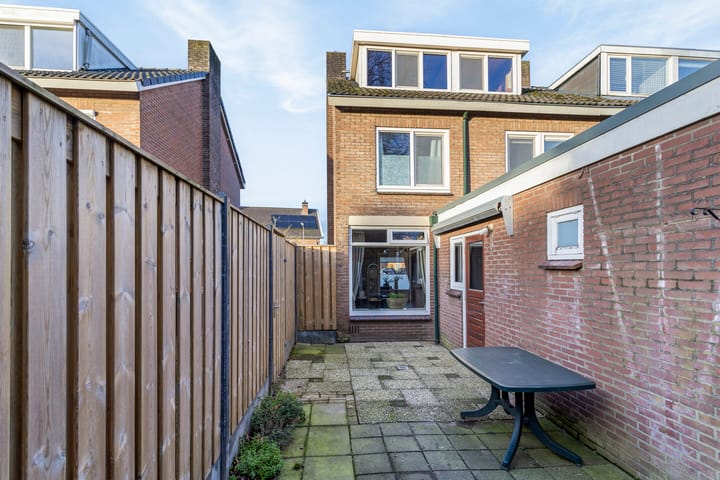 Foto 28 van Spoelsterstraat 8