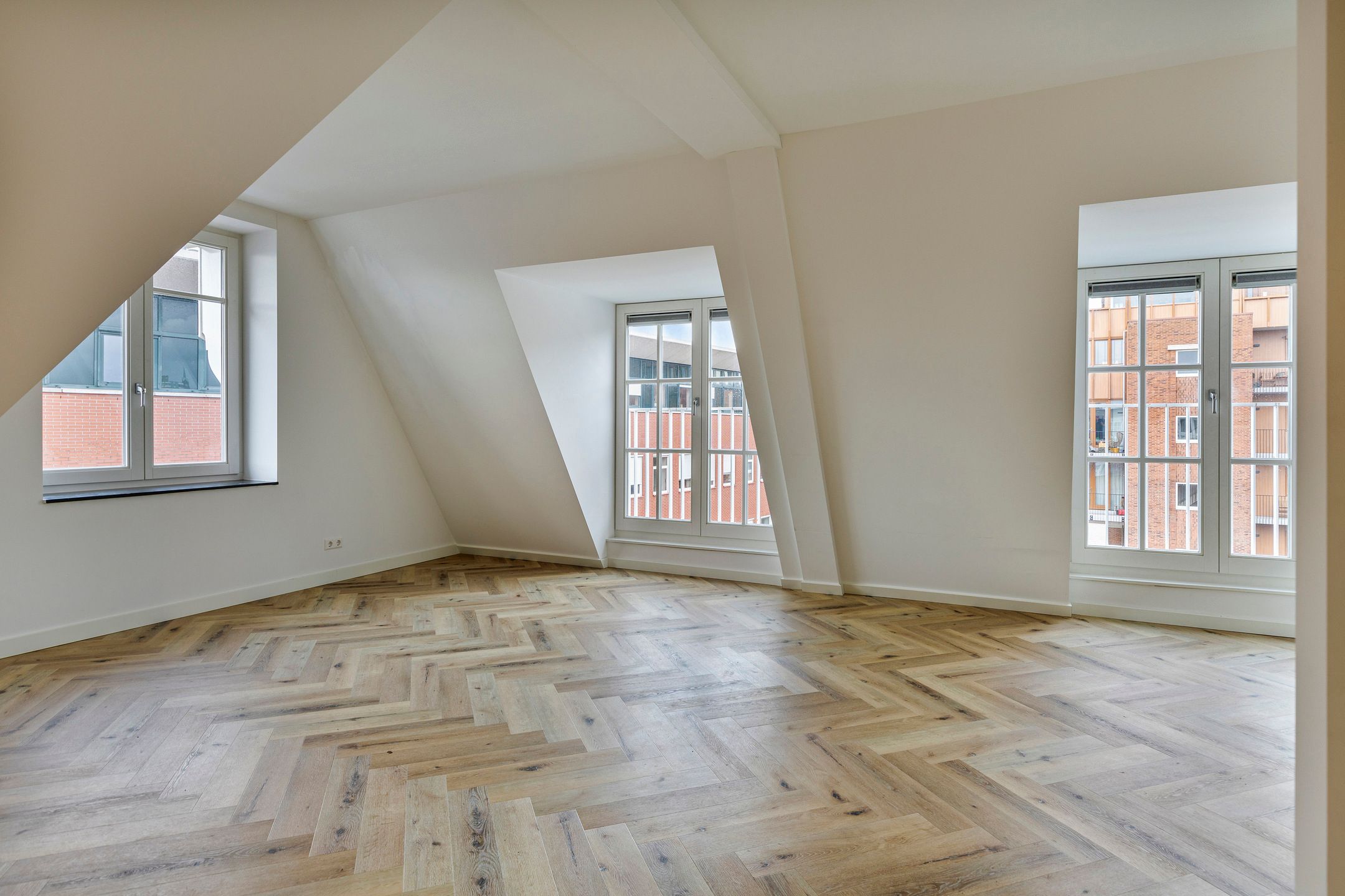 Foto 3 van Westzijde 114-H