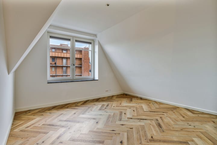 Foto 16 van Westzijde 114-H