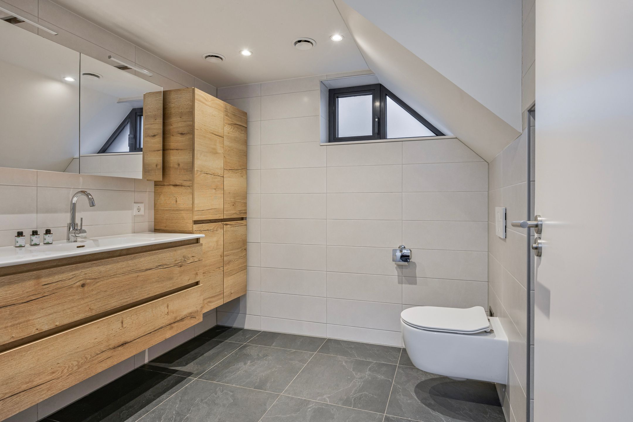 Foto 27 van Singel 43-J