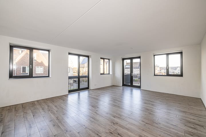 Foto 2 van Meeroever 65