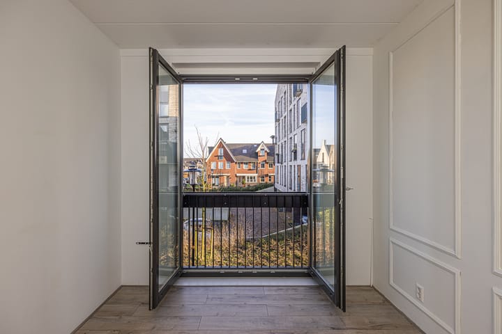 Foto 14 van Meeroever 65