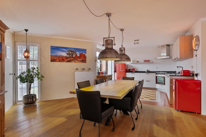 Foto 4 van Marcel Proustlaan 11