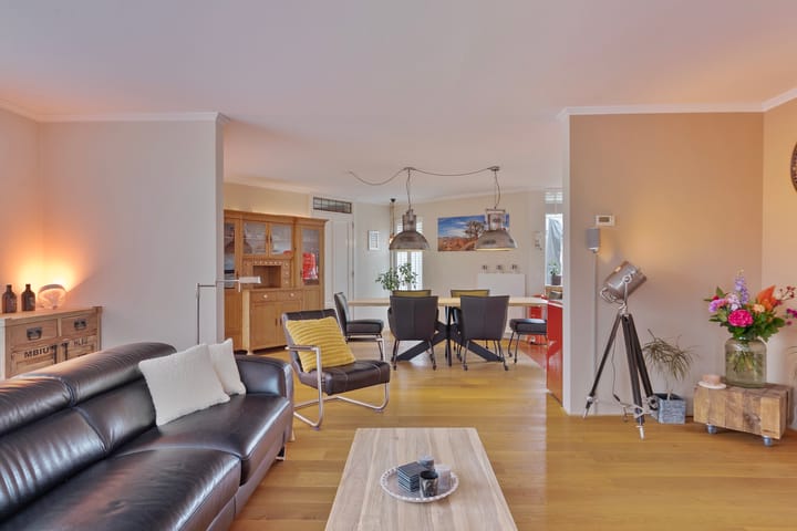 Foto 17 van Marcel Proustlaan 11