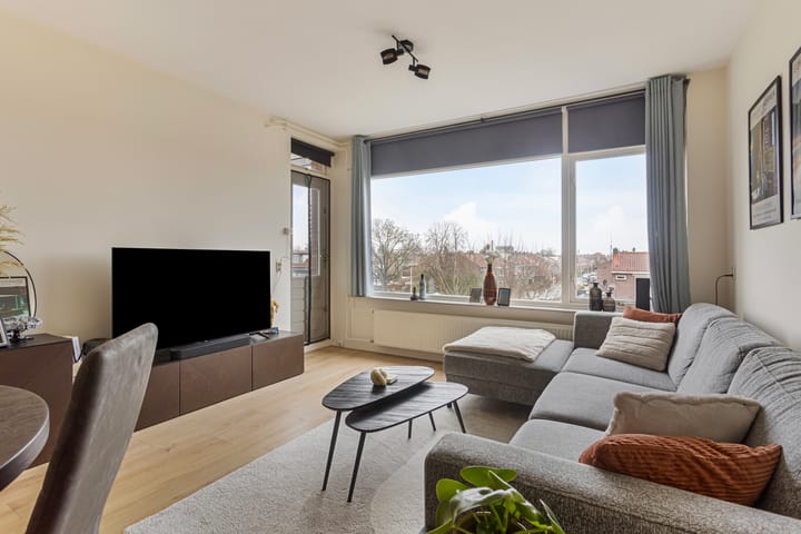 Photo 7 of Koninginneweg 141