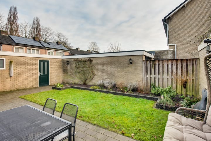 Foto 3 van Meester Jacobsstraat 1