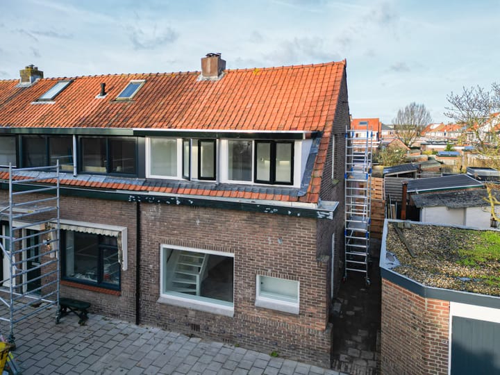 Ter Haar Romenystraat 2