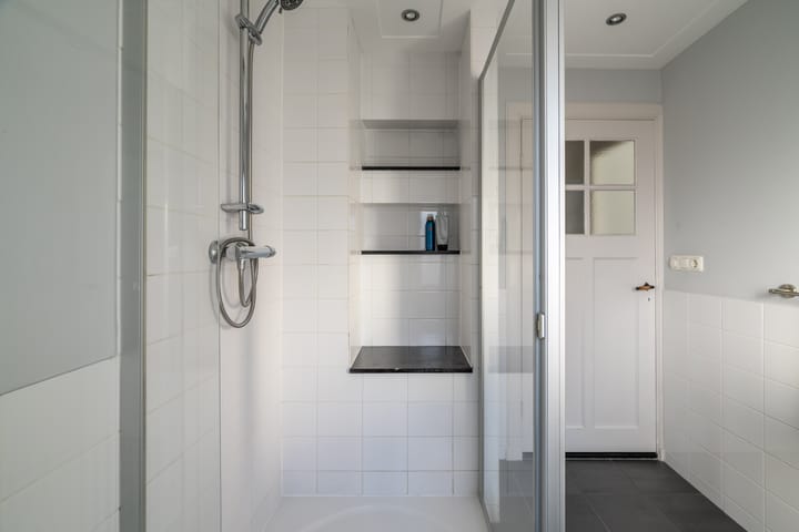 Foto 44 van Roerstraat 11