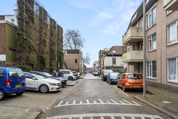 Foto 31 van Johan Combéplein 25