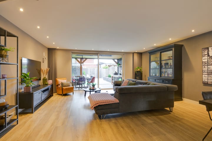 Foto 4 van De Ruijtbaan 23