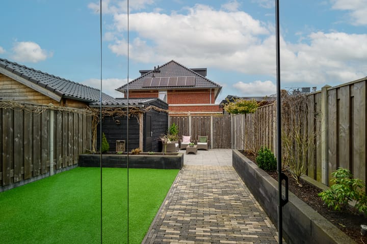 Foto 20 van De Ruijtbaan 23