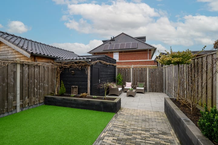 Foto 21 van De Ruijtbaan 23